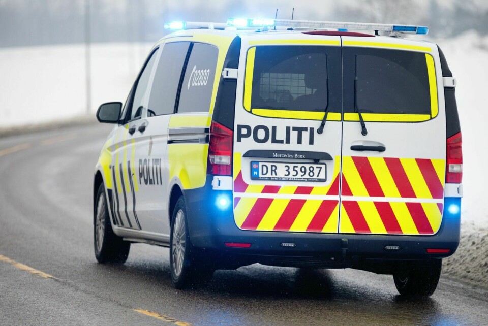 E8: Politiet har rykket ut til en front- mot front-kollisjon i Lavangsdalen. Illustrasjonsfoto: NTB
